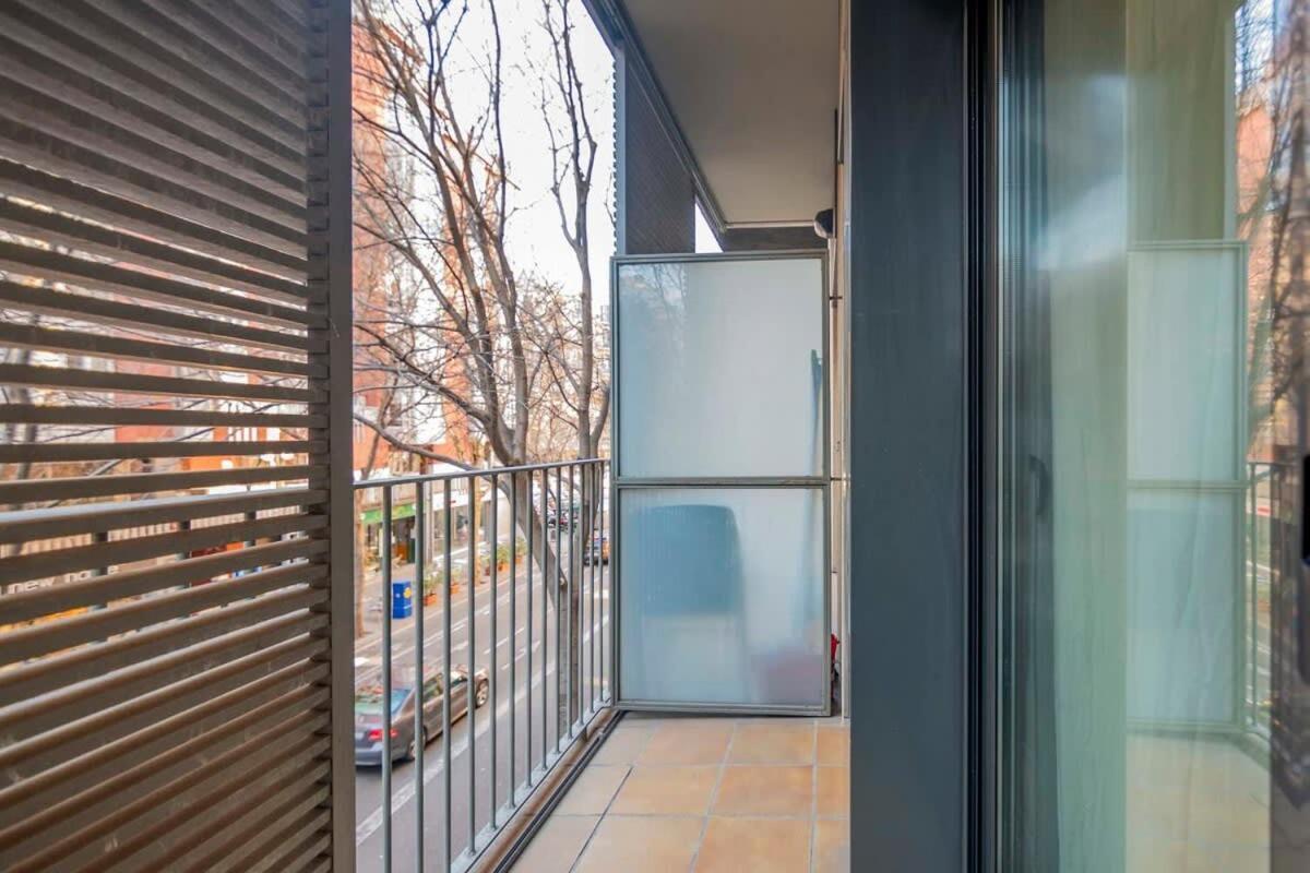 Modern And Bright In Eixample 1-3 Appartement *